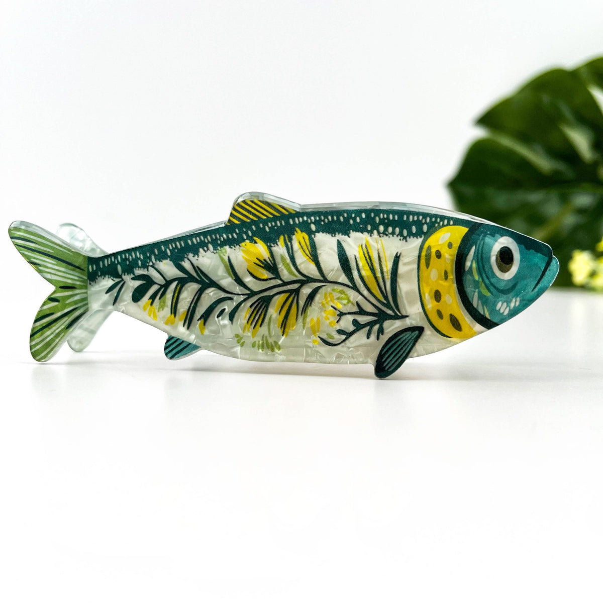 Green Sardine Hair Claw Clip with Seaweed Detail