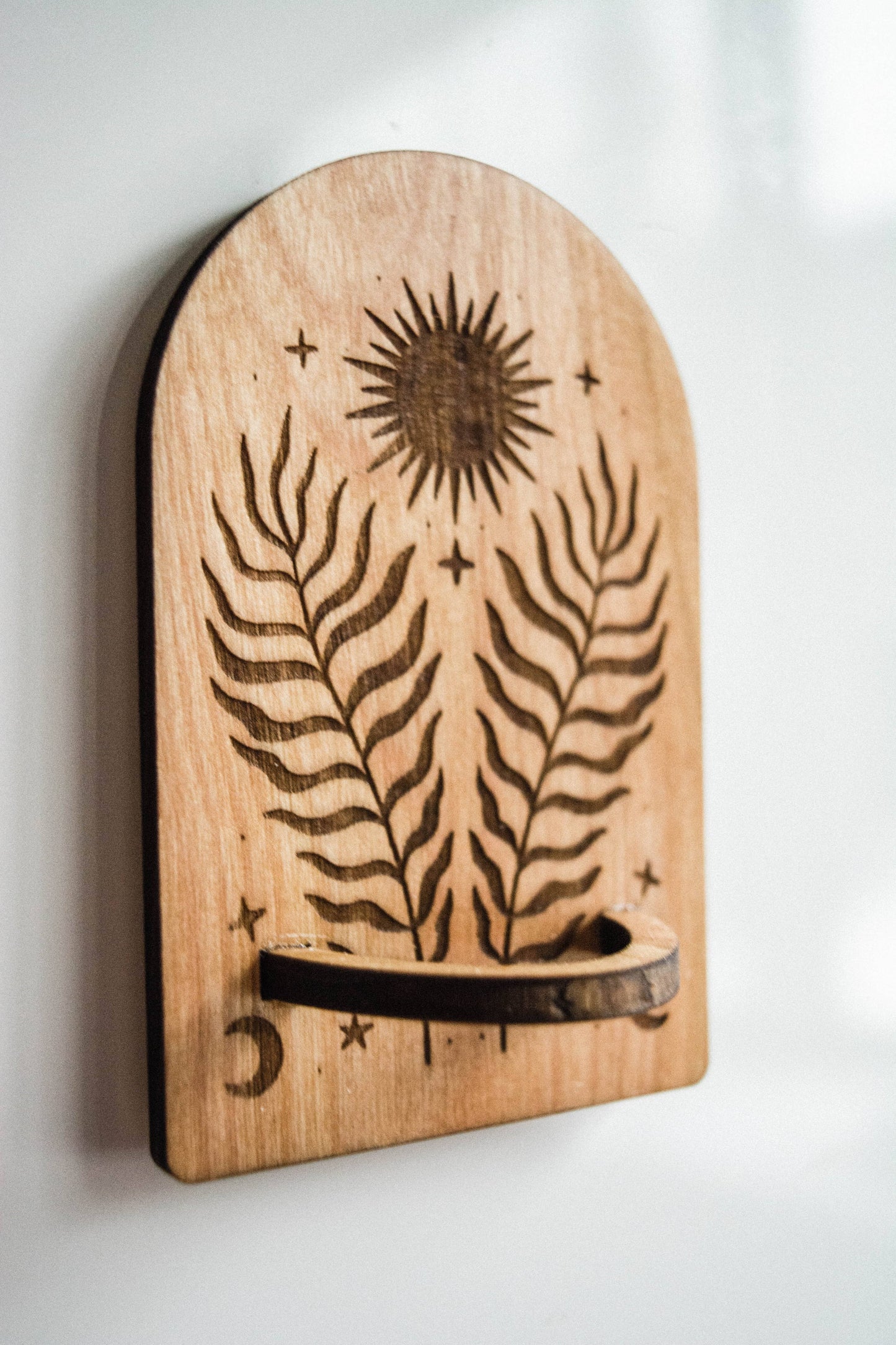 Sun, Moon, Stars & Ferns Wooden Airplant Holder Magnet