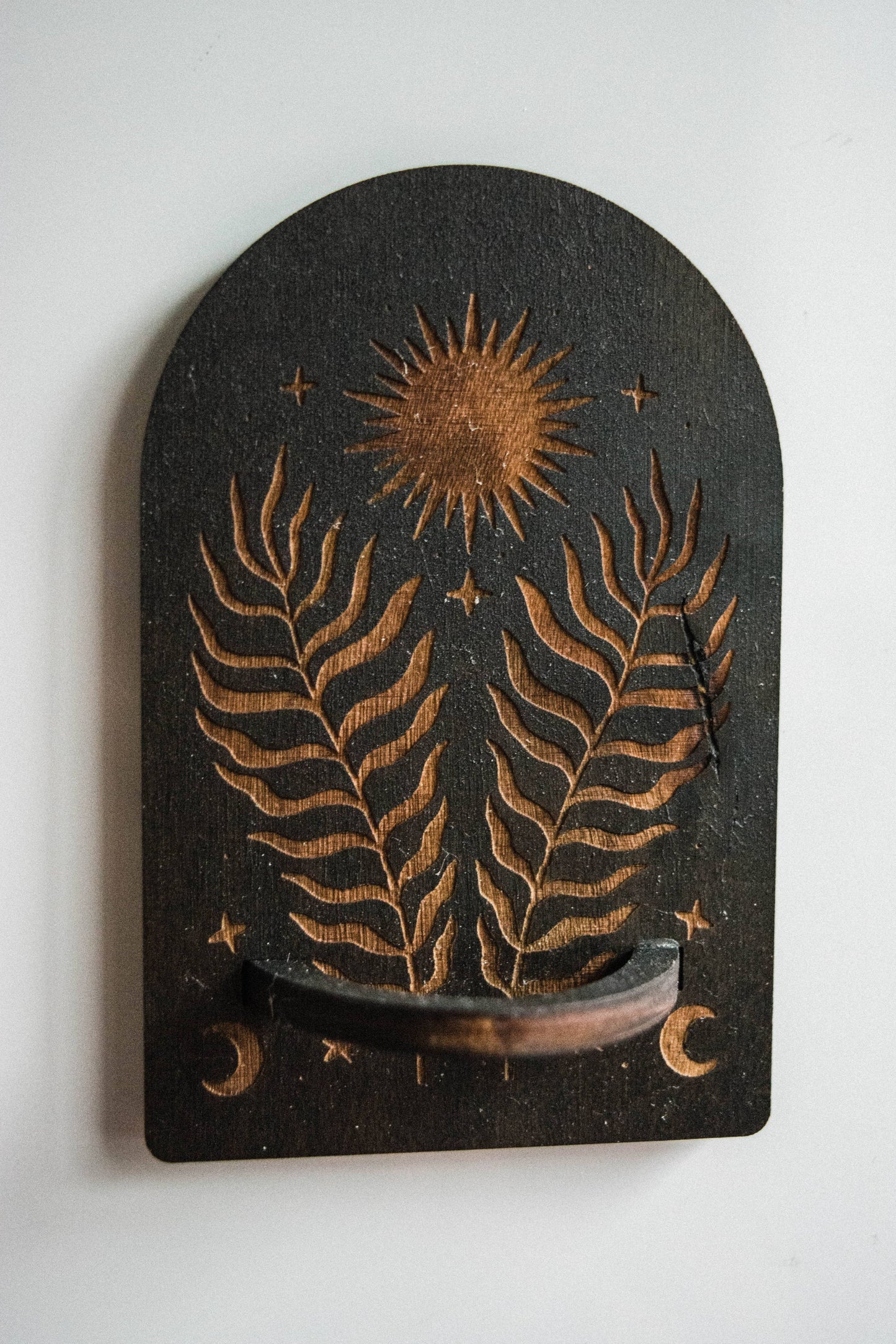 Sun, Moon, Stars & Ferns Wooden Airplant Holder Magnet